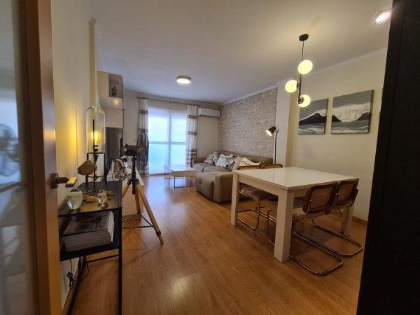 pisoEnPaseoMaritimoDeLevante